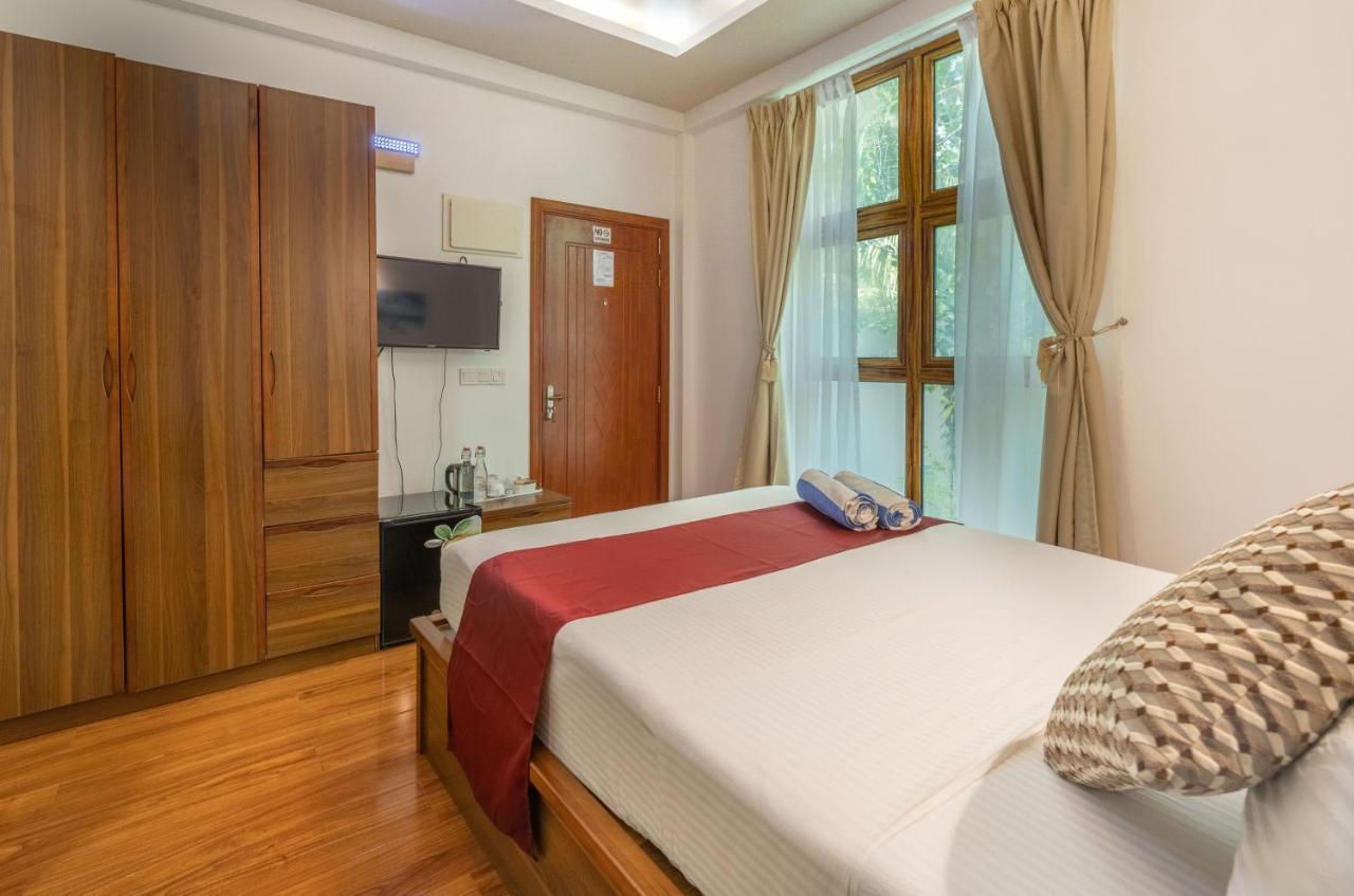 Ocean Lilly Inn Hangnaameedhoo 외부 사진