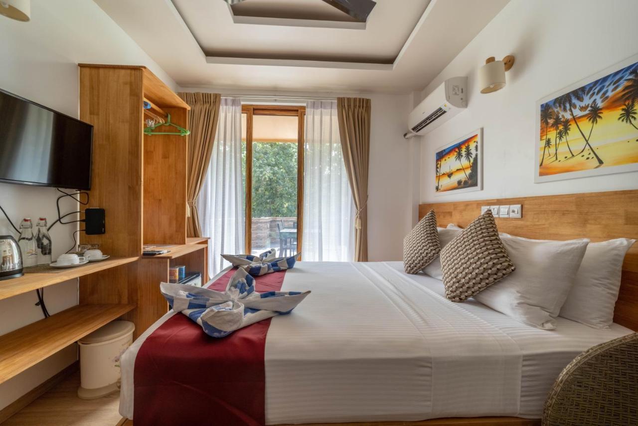 Ocean Lilly Inn Hangnaameedhoo 외부 사진