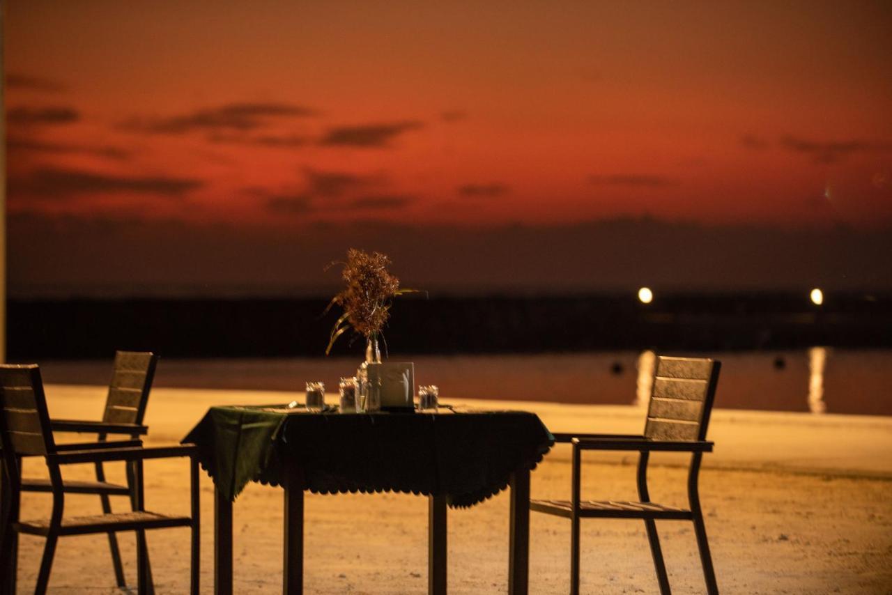 Ocean Lilly Inn Hangnaameedhoo 외부 사진